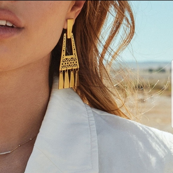 Gold, Kendra Scott, Kase, Fringe Earrings - Picture 6 of 8